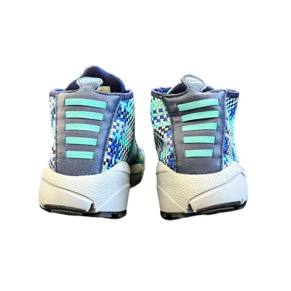 Athletic_Shoes